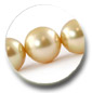 collier de perles d'Australie dor&eacute;es
