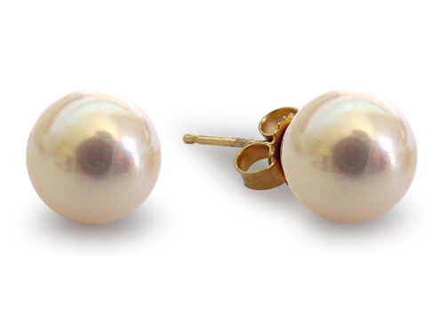 paire de boucles d'oreille en perles d'akoya