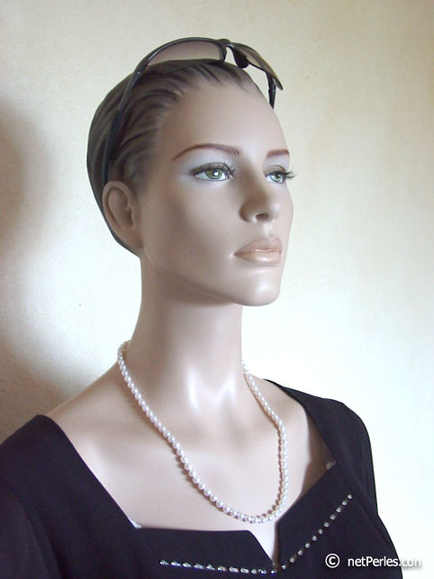 COLLIER DE PERLES DE CULTURE BLANCHES