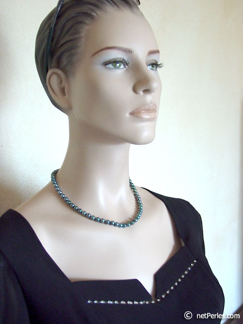 collier de perles de culture noires