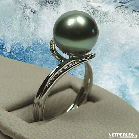 Bague Or gris et diamants avec perle de culture de Tahiti qualité AAA