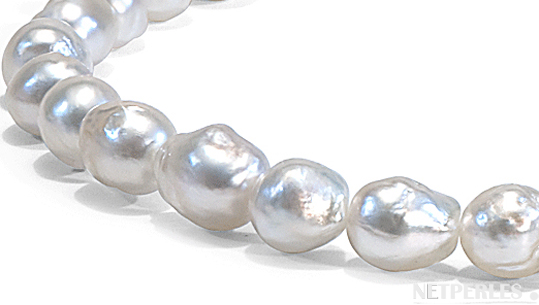 collier de perles de culture baroque d'Australie blanches