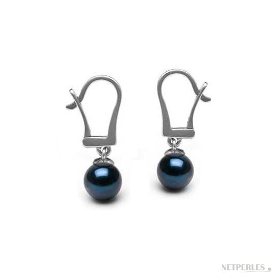 paire de boucles d'oreilles de perles de culture d'akoya noires montées sur dormeuses