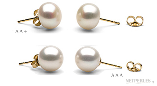 Paire de boucles d'oreille de perles de culture d'eau douce blanches