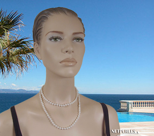 Collier de perles de culture d'eau douce long porter en plusieurs rangs