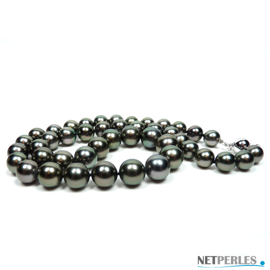 Collier de perles de Tahiti, noires de 8,1 à 10,7 mm sur 45 cm Gris fonce orient vert bronze lustre exceptionnel