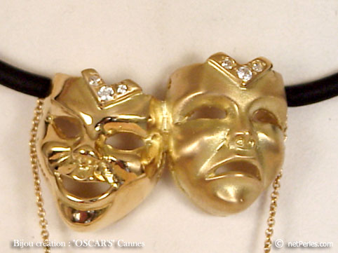 Masque de Venise en or et perles