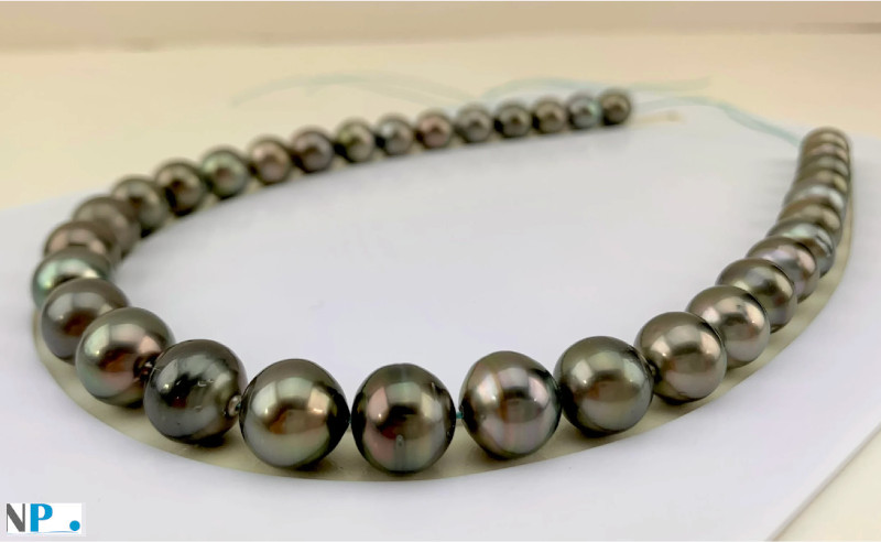 Collier de perles noires de tahiti