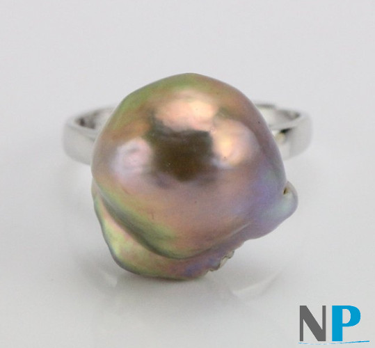 Bague en argent rhodié et perle d'eau douce métallique bronze rose tyrien de 16,5 mm