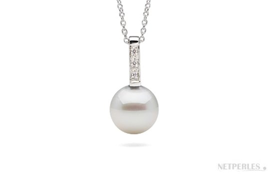 Pendentif avec perle d'Akoya blanche et chaine en maille forçat (optionnelle)