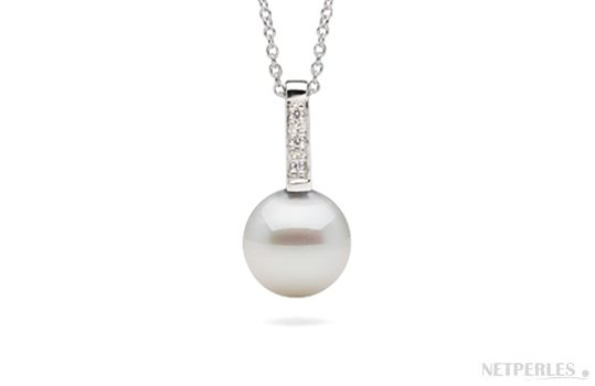 Pendentif avec perle d'Eau Doouce blanche DOUCEHADAMA et chaine en maille forçat (optionnelle)