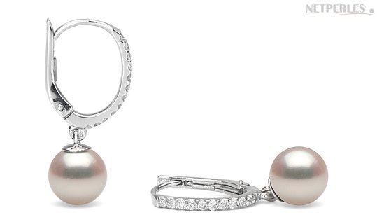 Boucles d'oreilles avec perles d'Akoya HANADAMA et diamants