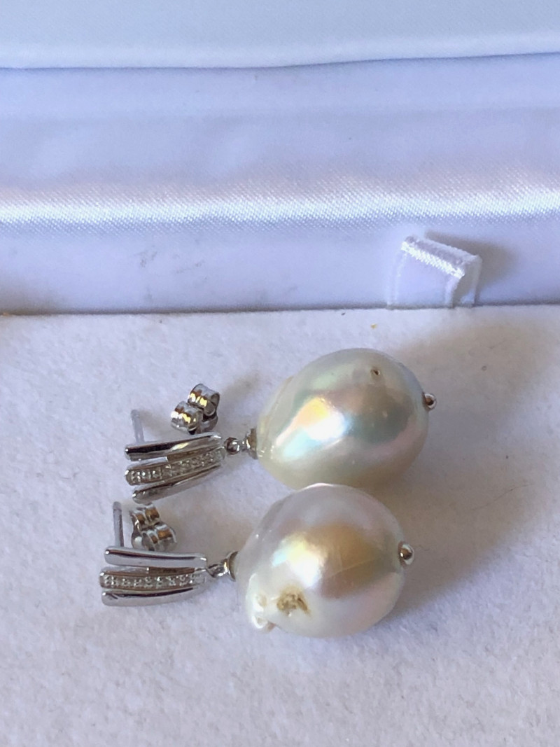 Boucles d'oreilles en Argent 925 zirconiums et perles d'eau douce soufflées