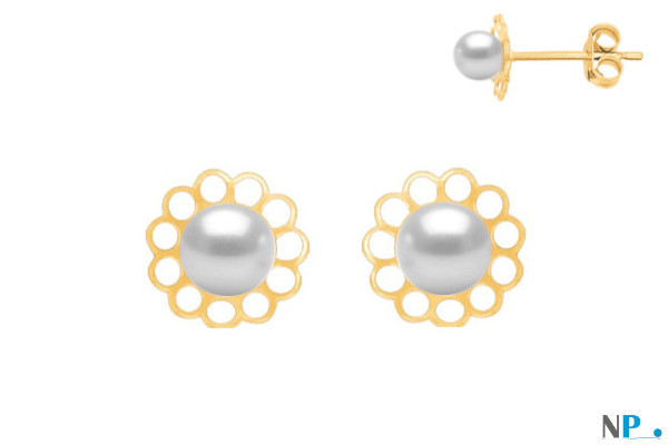 Boucles d'oreilles de perles d'Eau Douce 3,5 mm AAA sur fleurs de 6,4 mm en or 18k