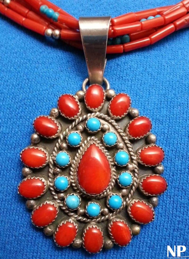 Pendentif Argent avec  Corail et Turquoise Indien Navajo signature Begay