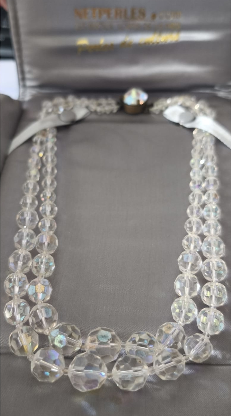 Collier ancien années 60 en Cristal sur double rang