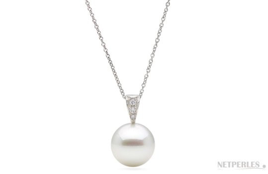 Pendentif DESIR avec perle d'Akoya blanche argentée avec chaine en maille forçat (optionnelle)