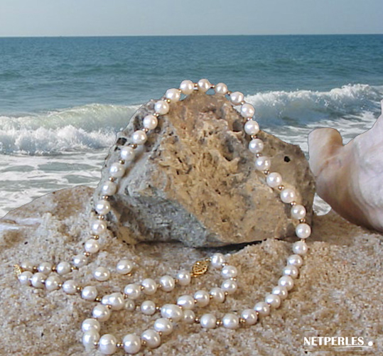 Parure or et perles de culture d'eau douce