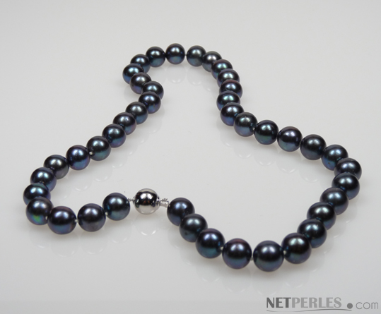 Collier de perles noires d'eau douce