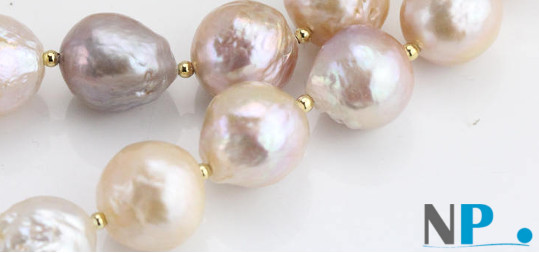 Collier de perles de culture d'Eau Douce baroques coloris métalliques