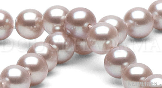 Perle de culture d'Eau Douce Lavande qualité DOUCEHADAMA en gros plan diamètre 6,5 à 7,0 mm