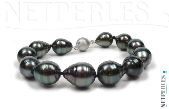 Bracelet de perles noires baroques de tahiti, longueur 18 cm avec le fermoir de securité en Or 14 carats, perles de 9,3 à 11,0 mm très légèrement cerclées