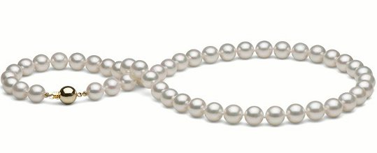 Collier de perles d'Akoya 8-8.5 mm blanches