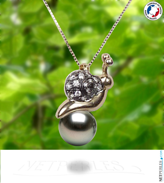 Pendentif en forme d'escargot en Or 18 carats avec Perle noire de tahiti