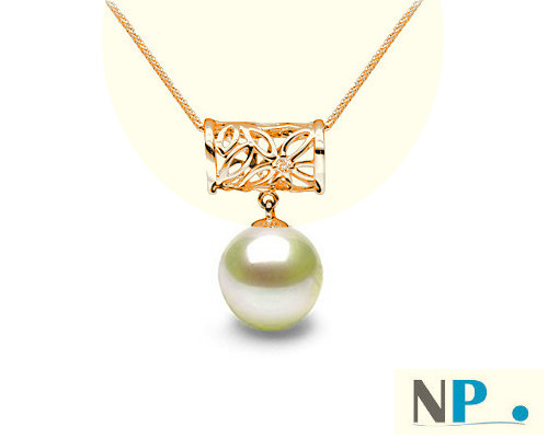 Pendentif Floralie en or jaune 18k et perle blanche d'eau douce