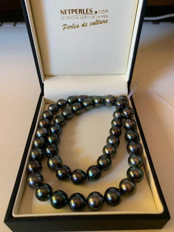 Collana di perle nere di Tahiti, un regalo originale, elegantissime, un pezzo unico!