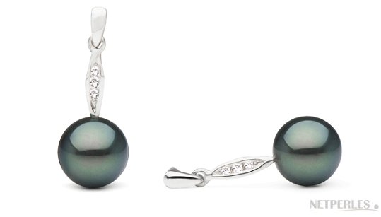 Boucles d'Oreilles en or, perles de Tahiti 8-9 mm avec diamants