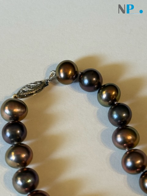 fermoir en or gris 14k