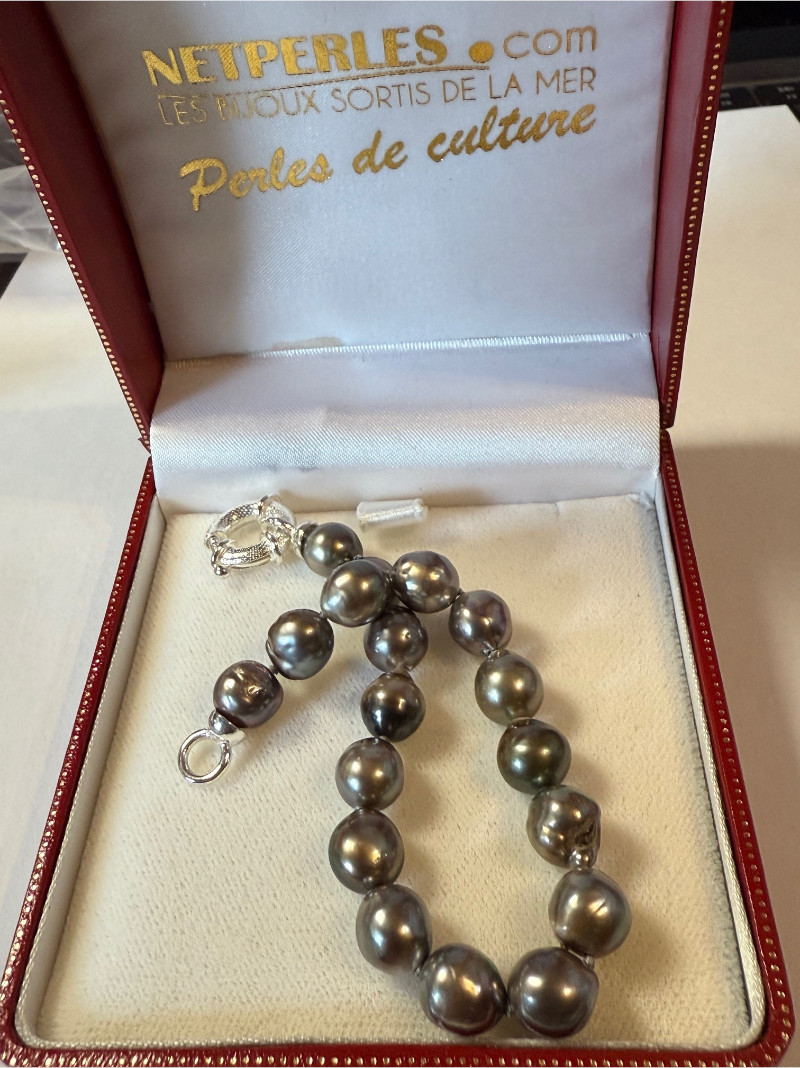 Bracelet de perles noires de Tahiti baroques Bracelet de perles noires de Tahiti baroques