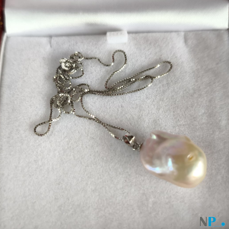 Pendentif perle Fireball d'eau douce Pendentif perle Fireball d'eau douce