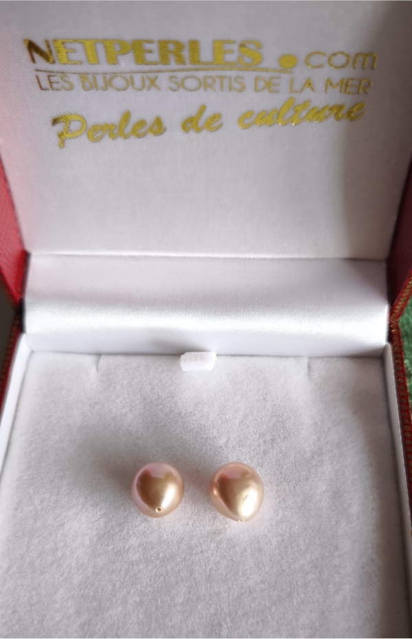 Paire de perles EDISON lavandes rosé  en forme de goutte