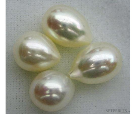 Perles d'eau douce gouttes blanches 