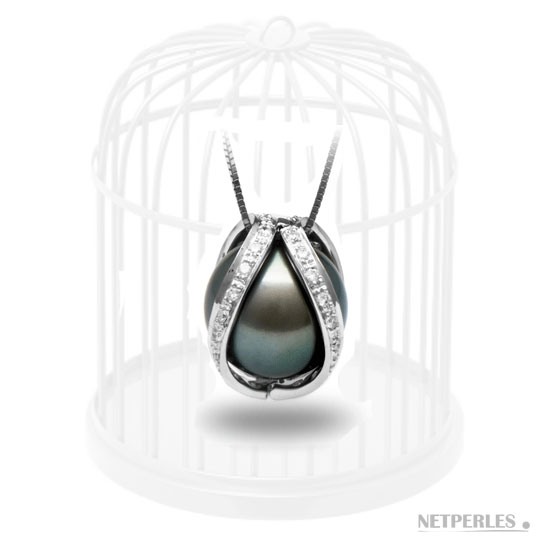 Pendentif Or gris 18 carats et diamants avec perle de culture de Tahiti AAA