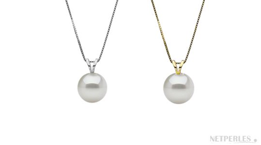 Pendentif en or gris et en or jaune avec une perle blanche d'eau douce