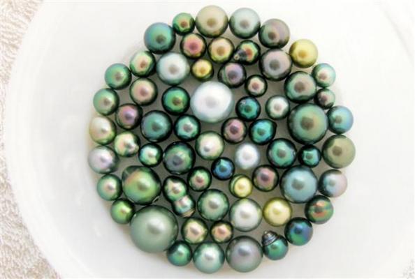 perles noires de tahiti