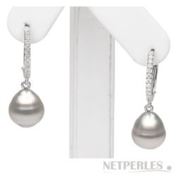 Boucles d'oreilles avec perles d'Australie baroques et diamants