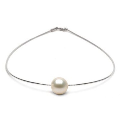 Perle d'Akoya Blanche sur câble fin 0,75 mm en Or 18 carats de 42 cm