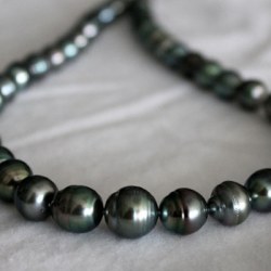Collier 43/44 cm Perles Baroques de Tahiti cerclées, 11 à 14 mm