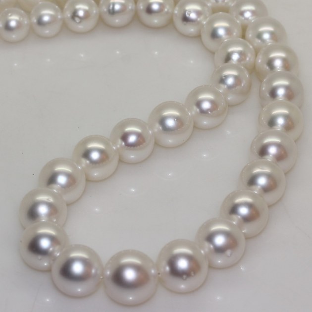 Collier Vintage En Perles Blanches Argenté - Référence *3248 - Occasion