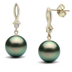 Boucles d'Oreilles en Or 18k, Diamants et Perles Noires de Tahiti 9-10 mm AAA