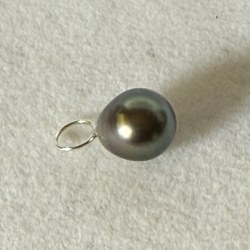 Pendentif Mignon Argent et Perle Goutte de Tahiti 9-10 mm