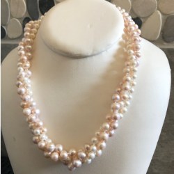 Collier 45 cm Perles d'Eau Douce blanches de 3 rangs de 5 à 8 mm presque rondes