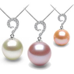 Pendentif en Or Gris 9k avec diamants et Perle de culture d'Eau Douce DOUCEHADAMA